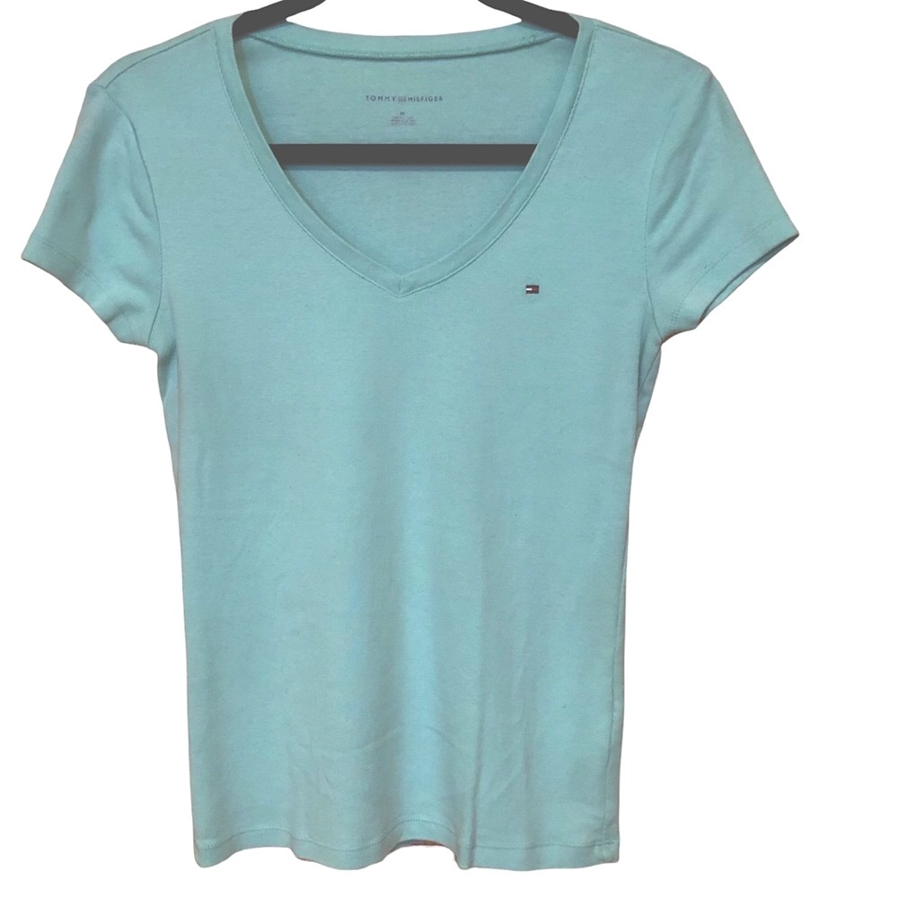 Tommy Hilfiger t-shirt. Size M